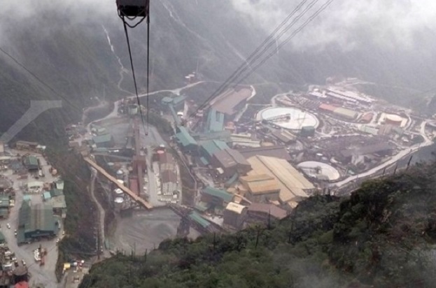 tambang-freeport_20170524_095751.jpg