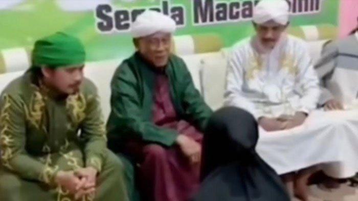 tangkapan-layar-video-viral-aliran-yang-memperbolehkan-bertukar-pasangan.jpg