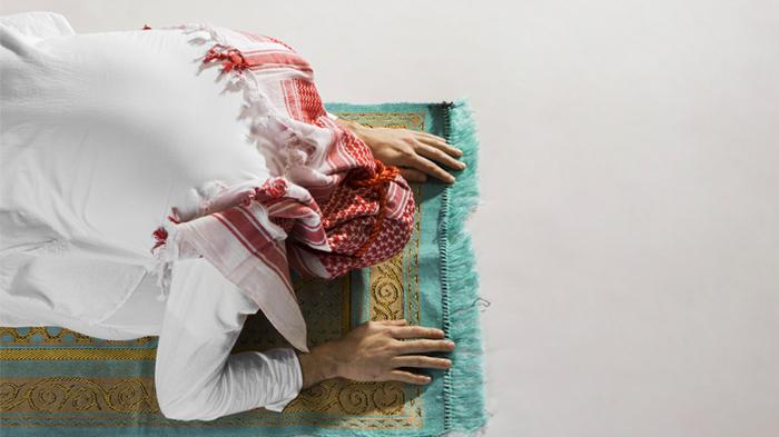 tata-cara-sholat-tahajud-dan-bacaannya-mulai-niat-hingga-doa-yang-dicontohkan-oleh-rasulullah.jpg