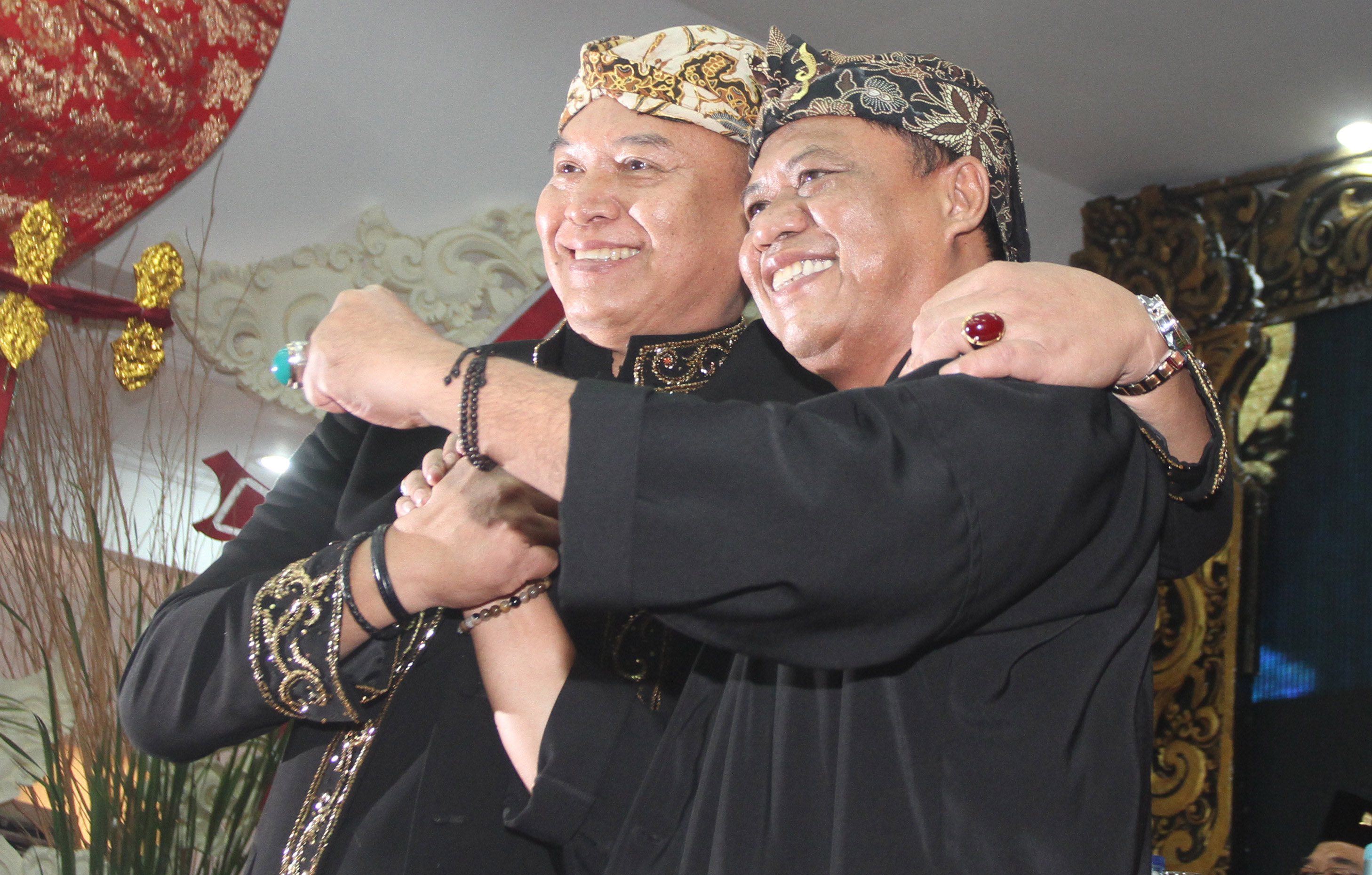 tb-hasanuddin-dan-anton-charliyan-balon-gub-jabar_20180107_181814.jpg