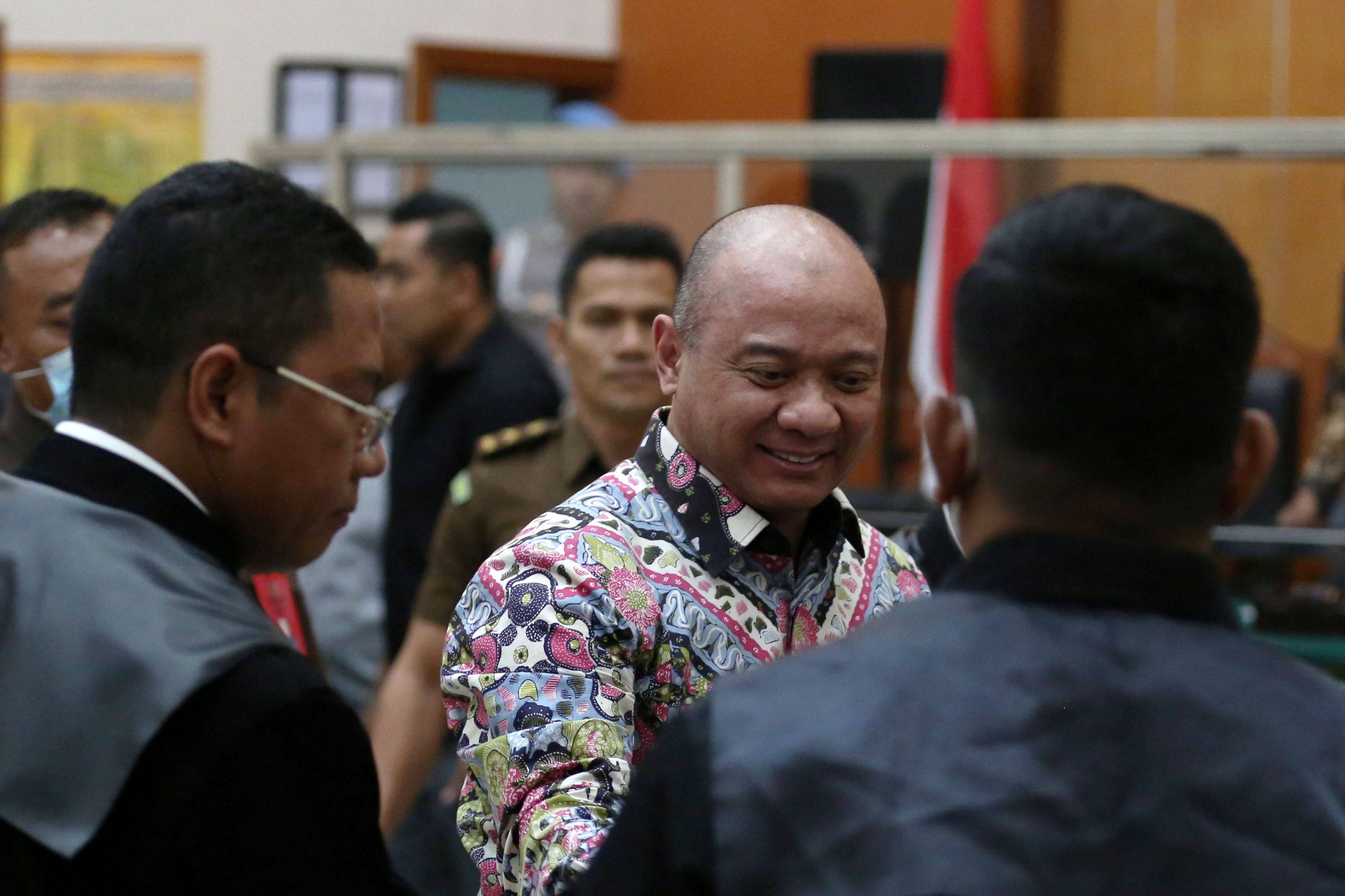 teddy-minahasa-dituntut-hukuman-mati_20230330_162939.jpg