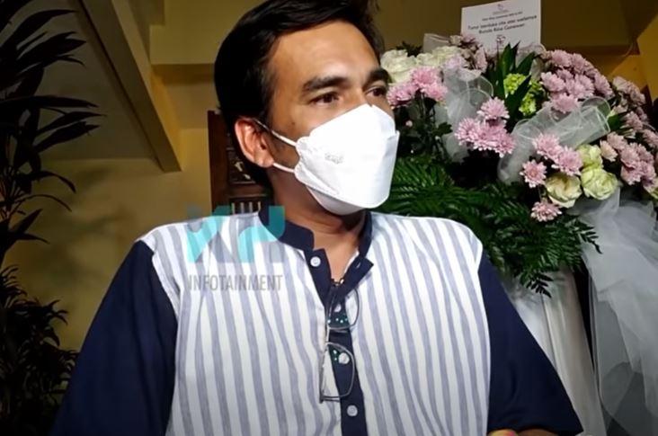 teddy-syach-saat-ditemui-oleh-awak-media.jpg