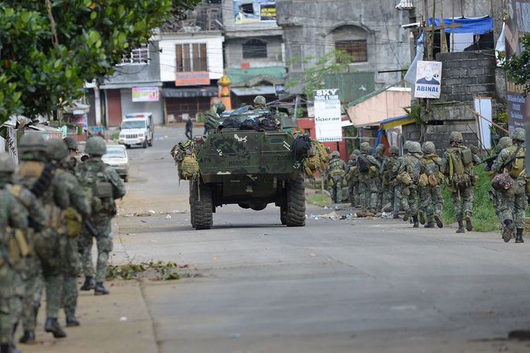 tentara-filipina-tengah_20170529_163404.jpg