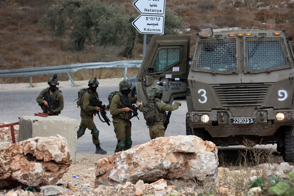 tentara-israel-berpatroli-di-dekat-kota-tulkarem.jpg