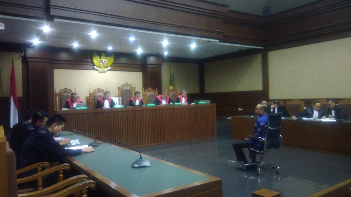 terdakwa-johanes-budisutriano-kotjo_20181004_130301.jpg