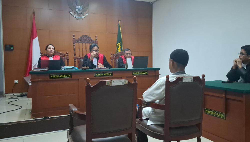 terdakwa-penjarahan-di-rumah-uya-kuya.jpg
