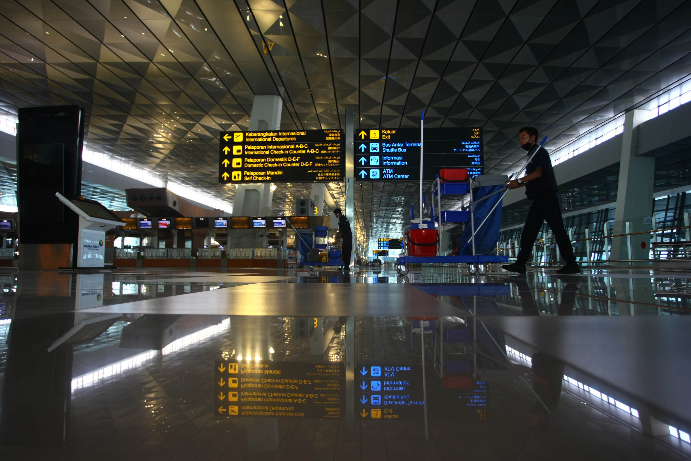 Senjata Api Milik Penumpang Meledak Saat 'Check In' di Bandara Soekarno-Hatta, Dua Orang Terluka