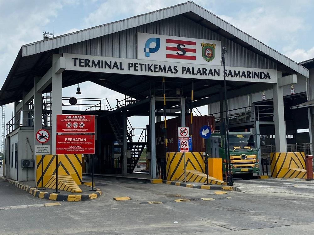 terminal-petikemas-tpk-palaran-samarinda-di-kalimantan-timur.jpg