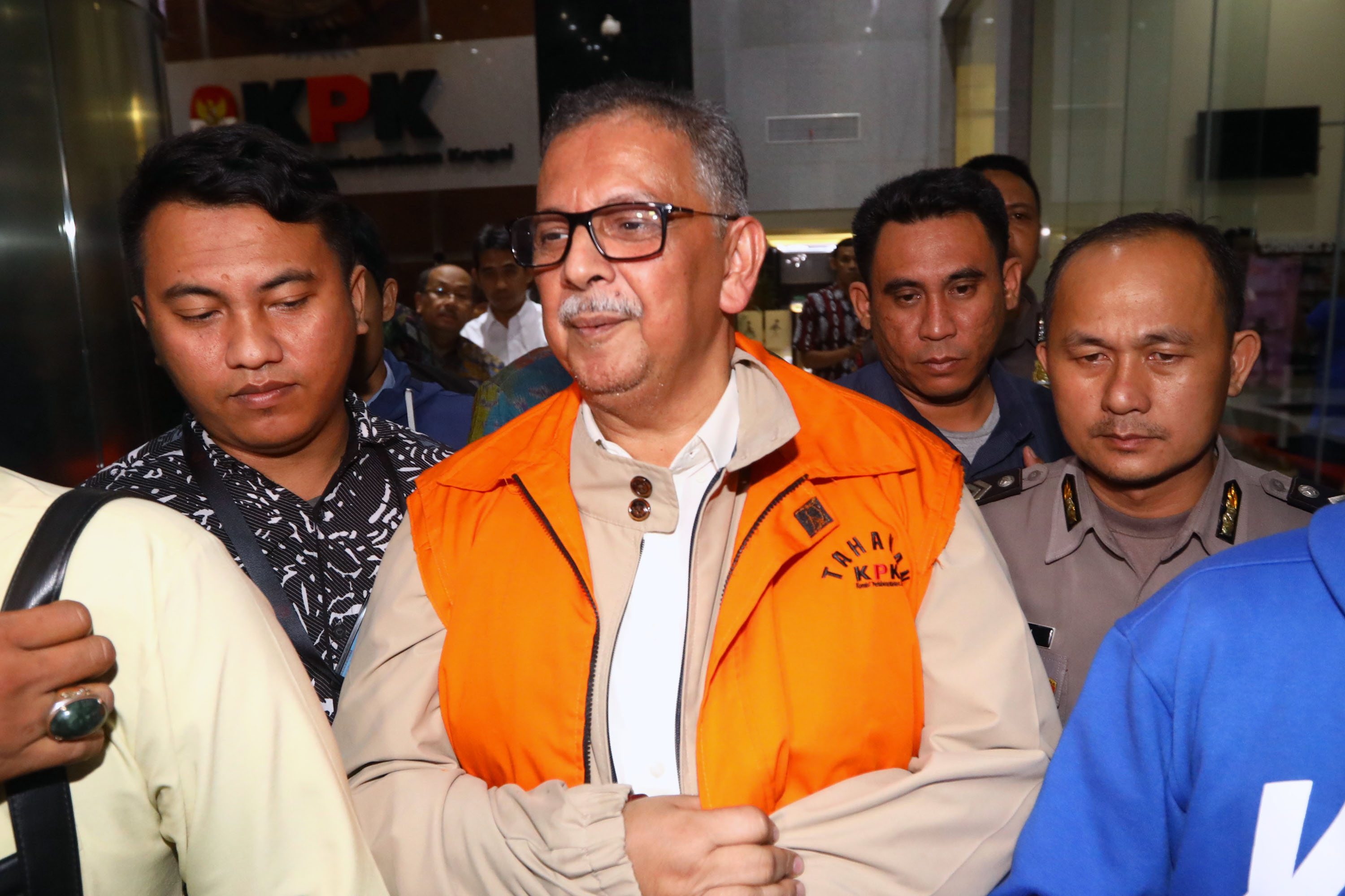 tersandung-kasus-korupsi-sofyan-basir-ditahan-kpk_20190527_235216.jpg