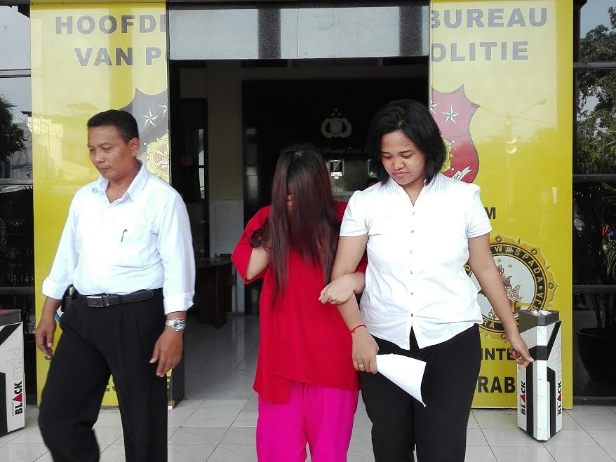 tersangka-aulia-safitri_20161102_195639.jpg