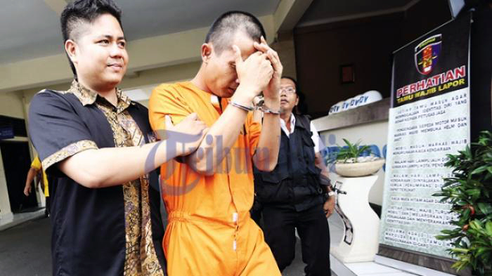 tersangka-penipuan-lewat-facebook_20150530_093208.jpg
