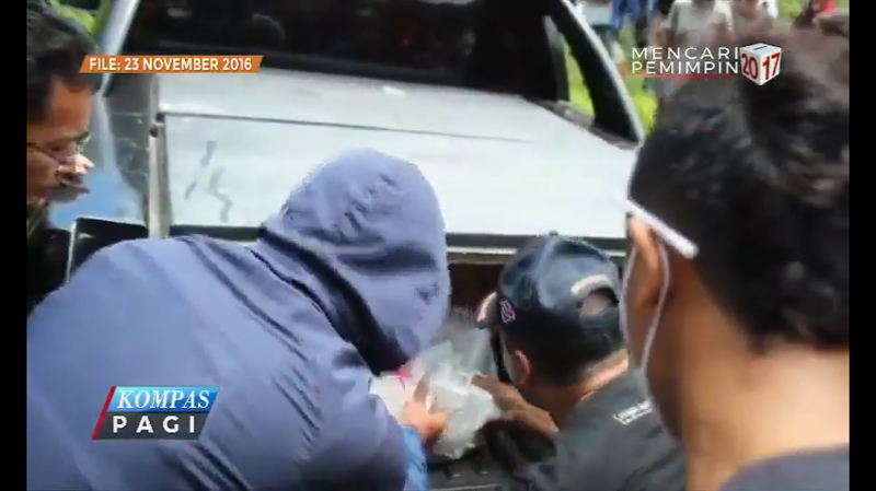 tersangka-teroris-ditangkap-di-majalengka_20161127_145134.jpg