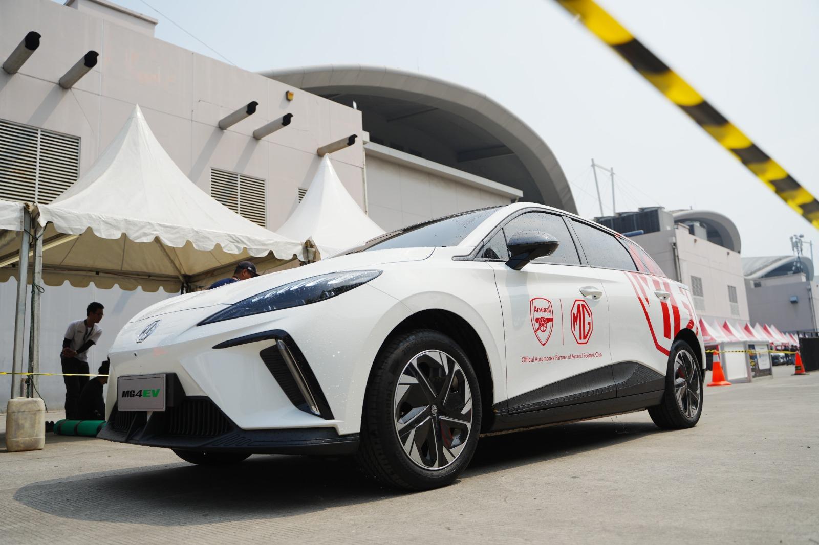 Sensasi Berkendara Mobil Inggris di Area Test Drive MG GIIAS 2025