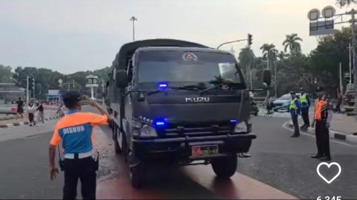 Penjelasan Kapendam Jaya Kolonel Inf Deki R Putra Soal Viral Truk TNI Terobos Area Car Free Day