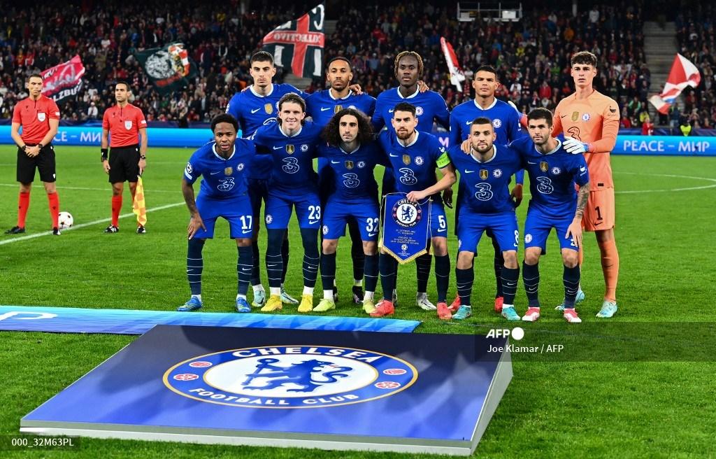 tim-chelsea-berpose-untuk-foto-grup-sebelum-pertandingan-liga-champions.jpg