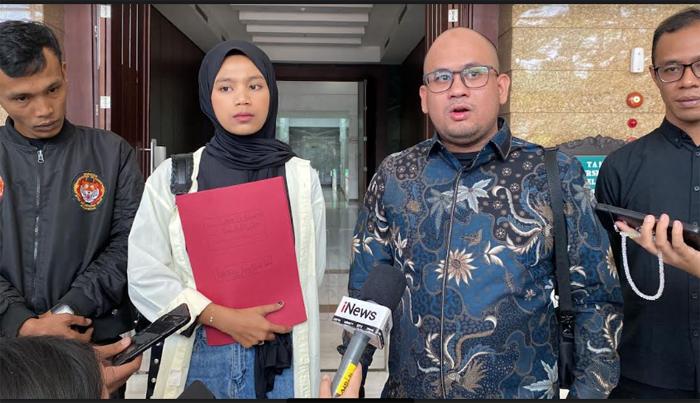 tim-kuasa-hukum-keluarga-dini-sera-laporkan-3-hakim-pn-surabaya.jpg