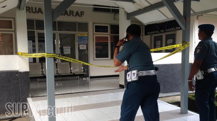 tim-pomal-selidiki-ambruknya-ruang-saraf-rsal-dr-ramelan_20180319_130912.jpg