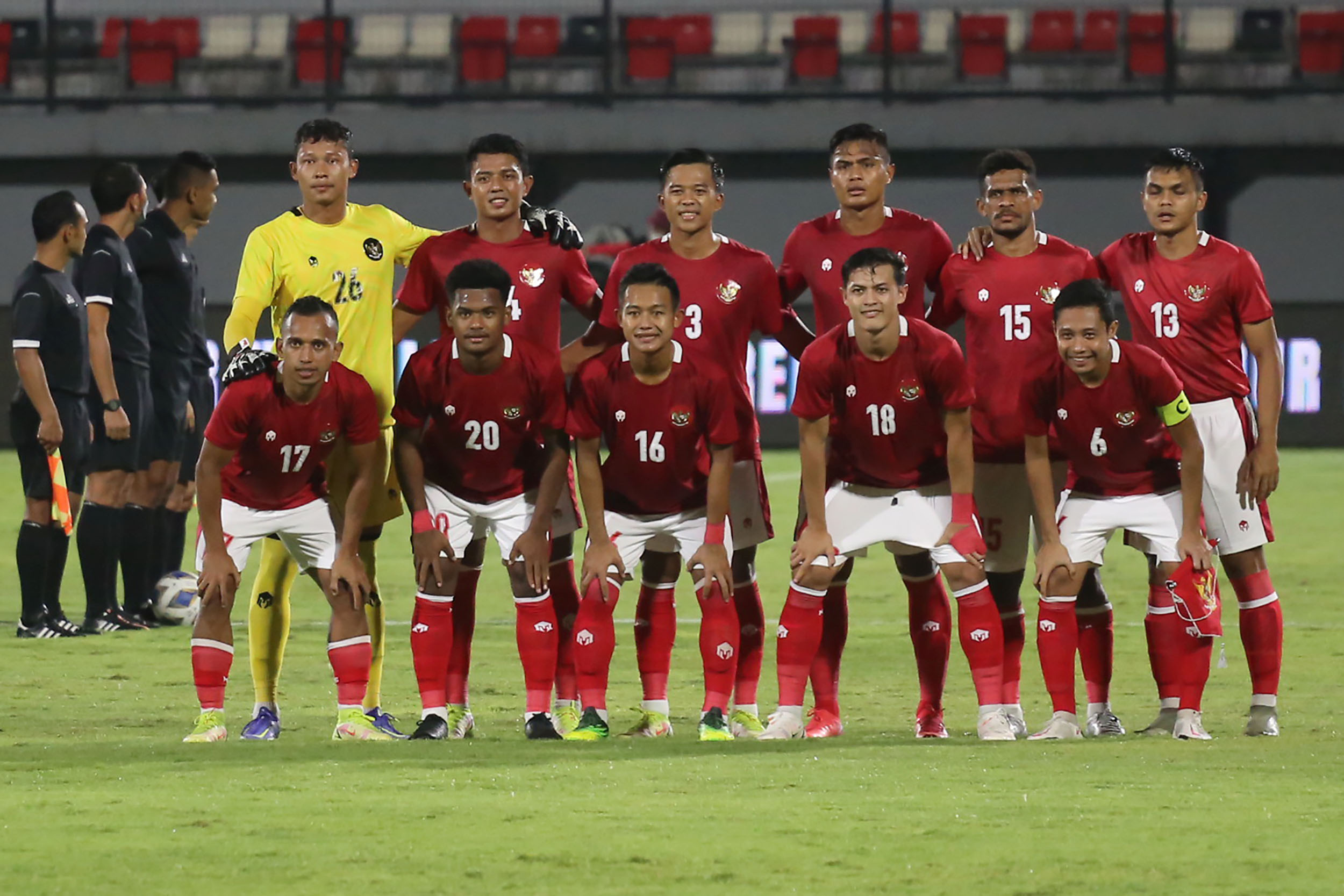 timnas-indonesia-menang-telak-atas-timor-leste_20220127_220406.jpg