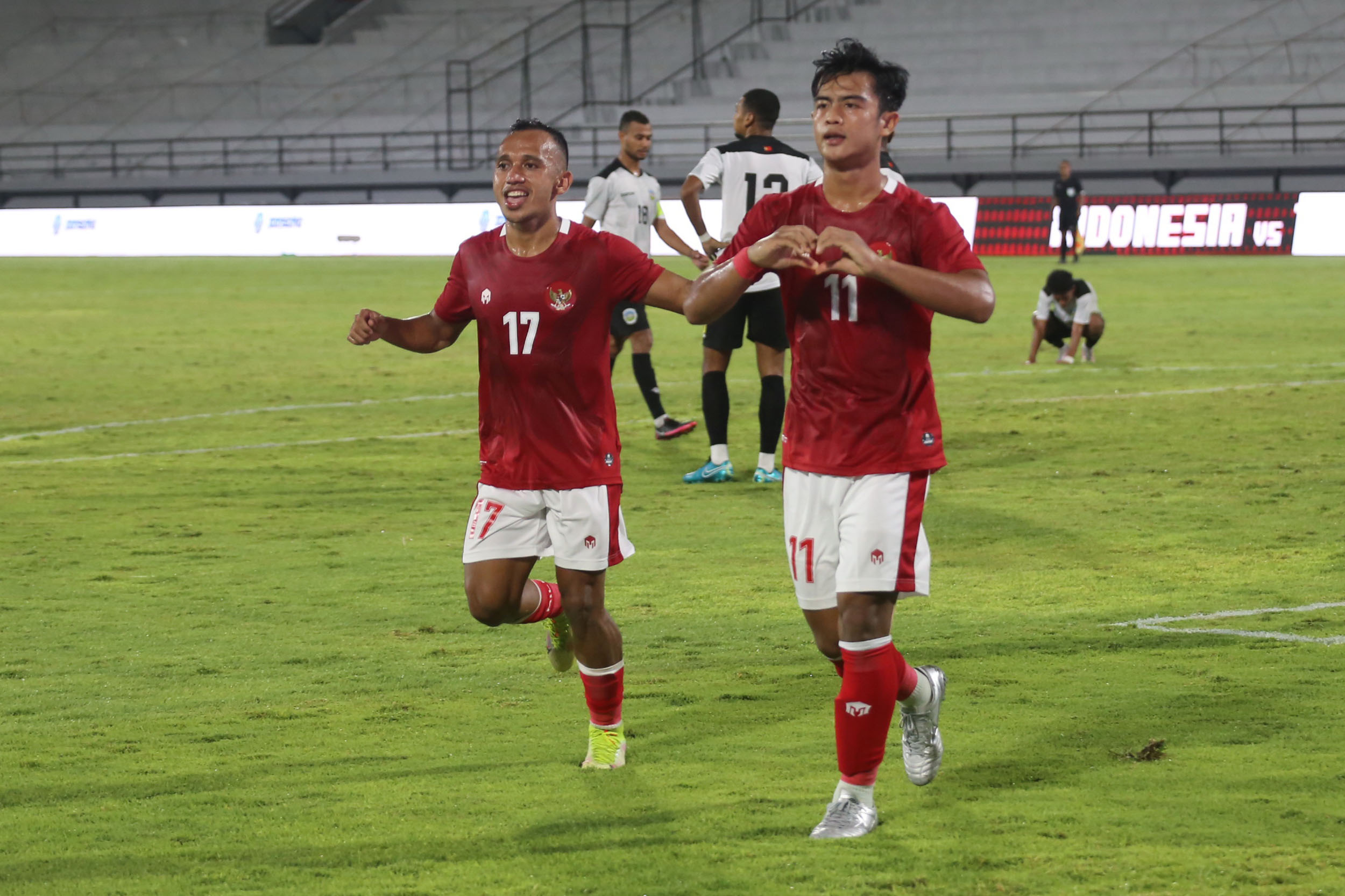 timnas-indonesia-menang-telak-atas-timor-leste_20220127_221208.jpg