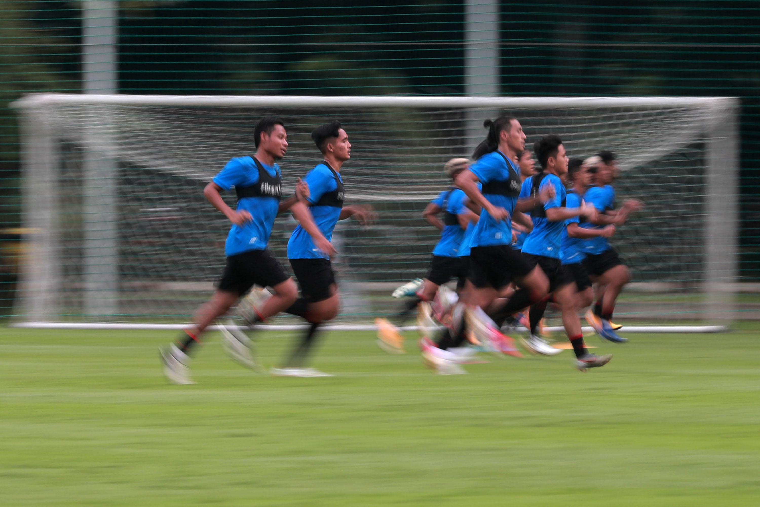 timnas-indonesia-u-23-jalani-training-camp-untuk-sea-games-2021_20210210_202139.jpg