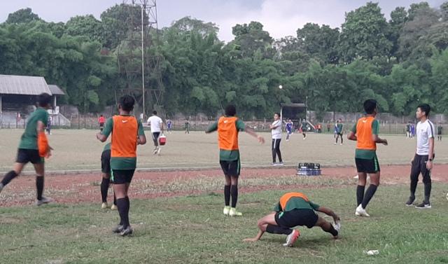 timnas-u-16-indonesia-menggelar-tc-di-stadion-pajajaran.jpg