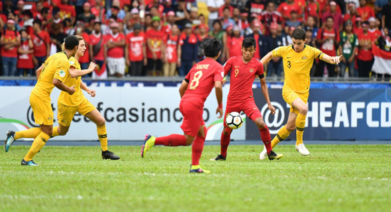 timnas-u-16-indonesia-sutan-zico-vs-timnas-u-16-australia-1_20181002_120942.jpg
