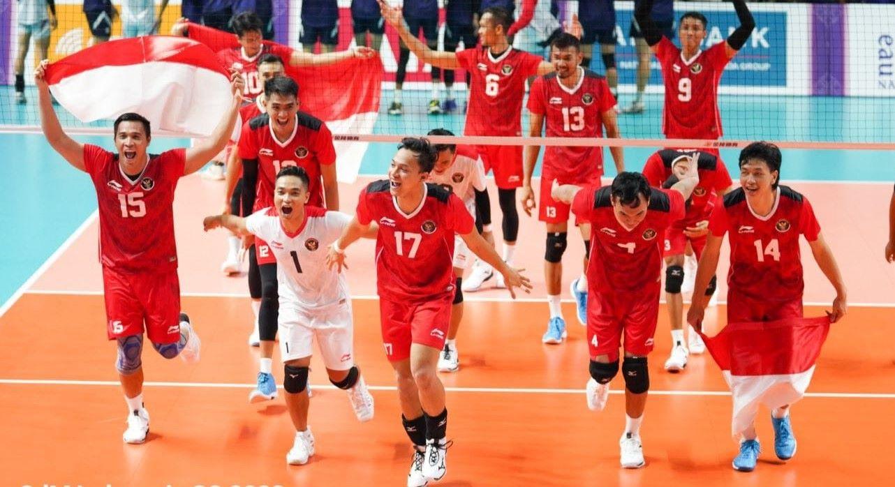 timnas-voli-putra-keluar-sebagai-juara.jpg