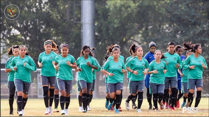 timnas-wanita-indonesia-yang-mengikuti-asian-games-2018_20180816_093006.jpg