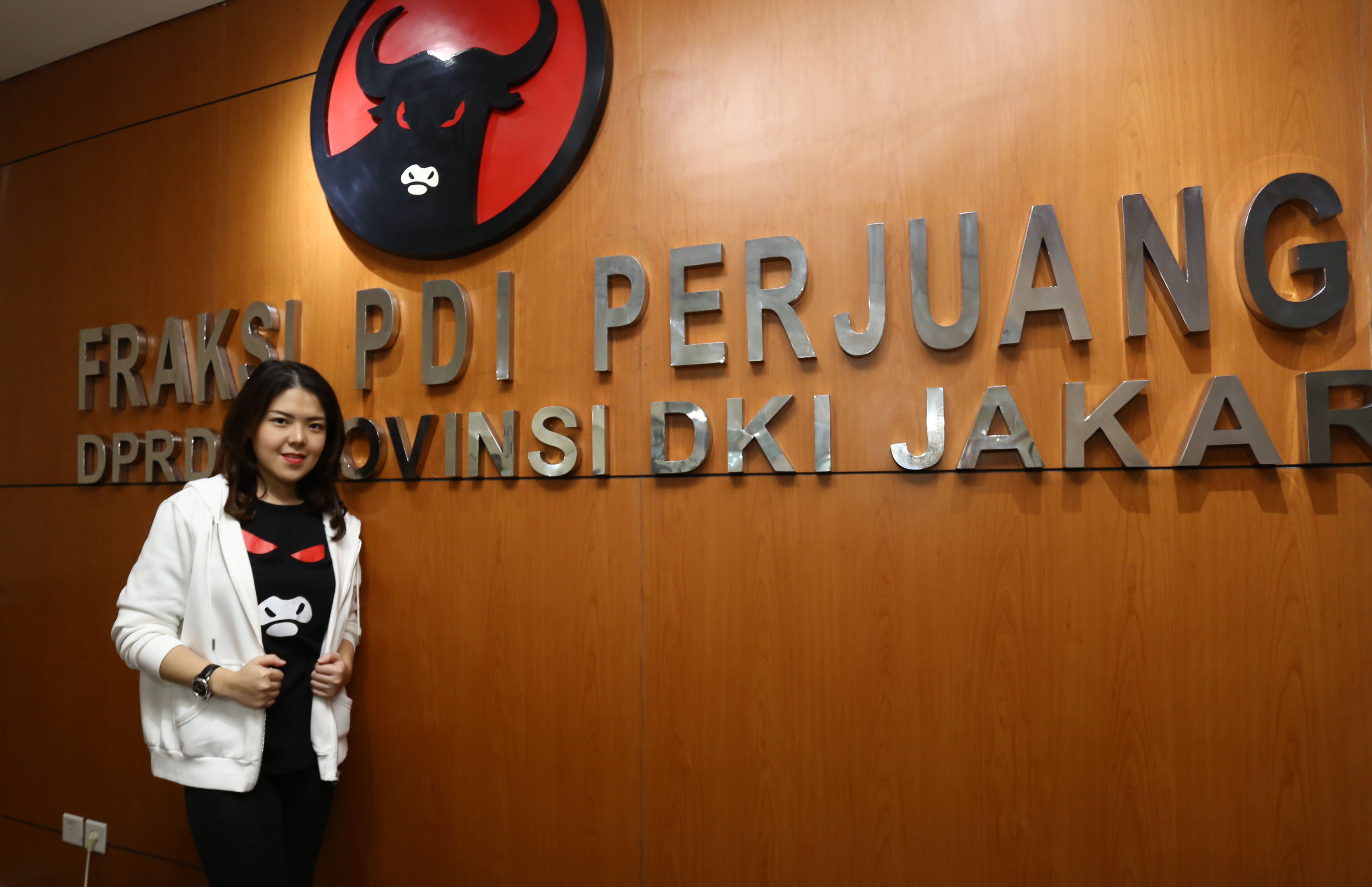 tina-toon-anggota-dprd-dki-jakarta_20190828_224118.jpg