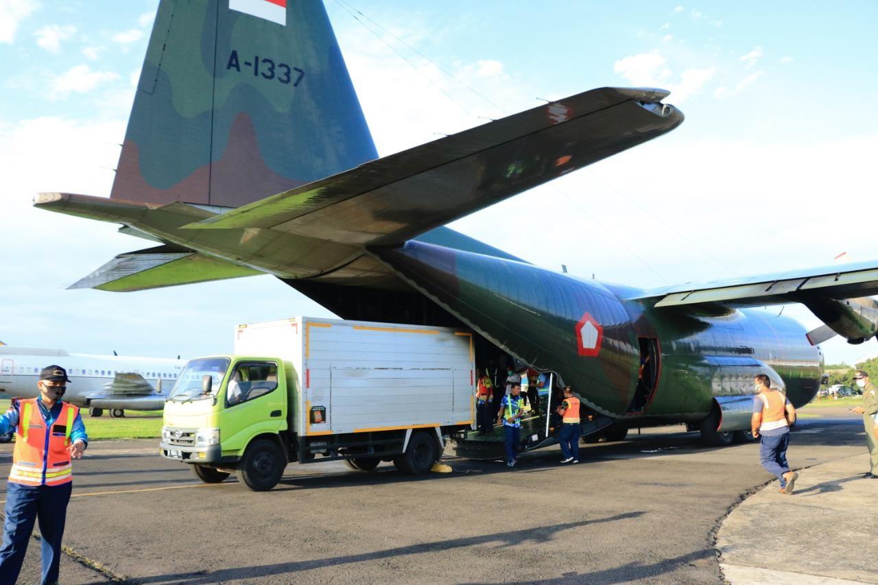 tni-angkatan-udara-mengerahkan-dua-pesawat-c-130-hercules-ke-maumere.jpg