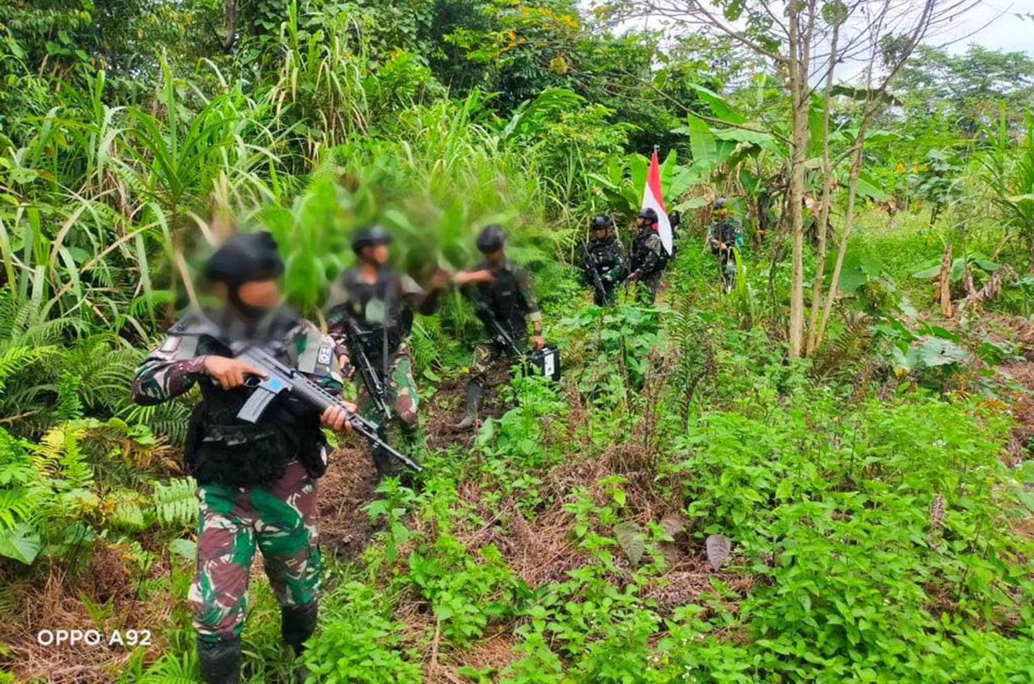 tni-lumpuhkan-anggota-kstp-yahukimo-di-papua-pegunungan_20230917_154826.jpg
