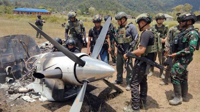 tni-polri-olah-tkp-kasus-pembakaran-susi-air.jpg