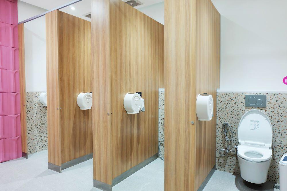 toilet-umum__.jpg
