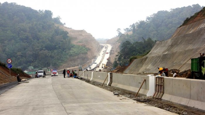 tol-bawen-salatiga_20170614_214212.jpg