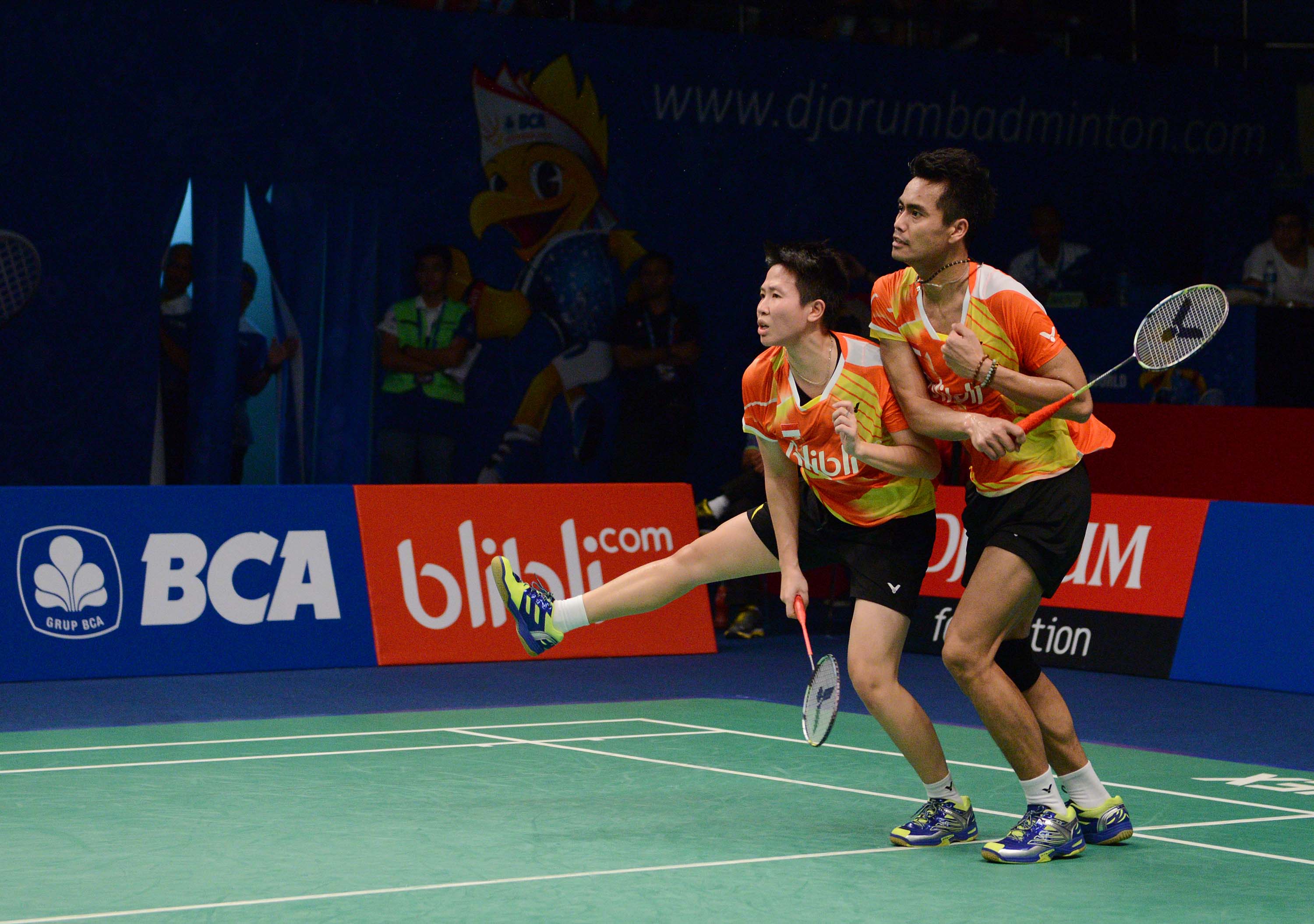tontowi-ahmad-dan-liliyana-natsir-kalah_20160606_110517.jpg