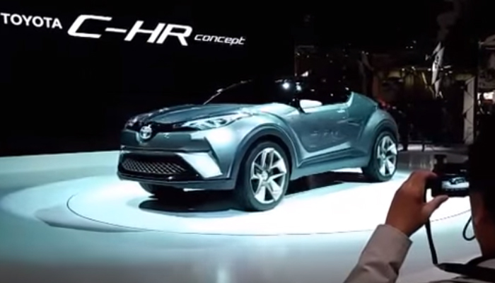 toyota-c-hr-concept_20151028_172427.jpg