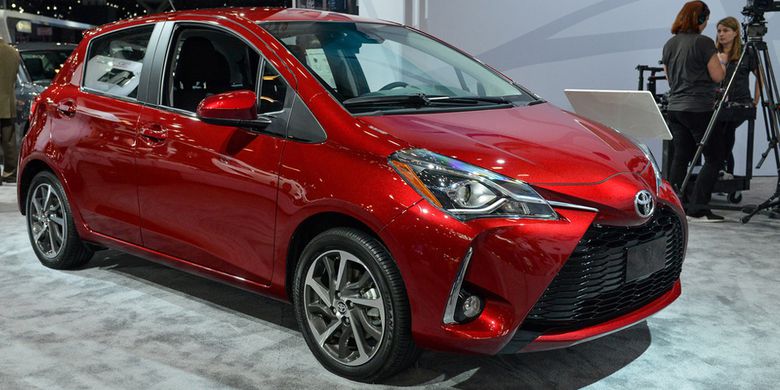 toyota-yaris_20170417_052219.jpg