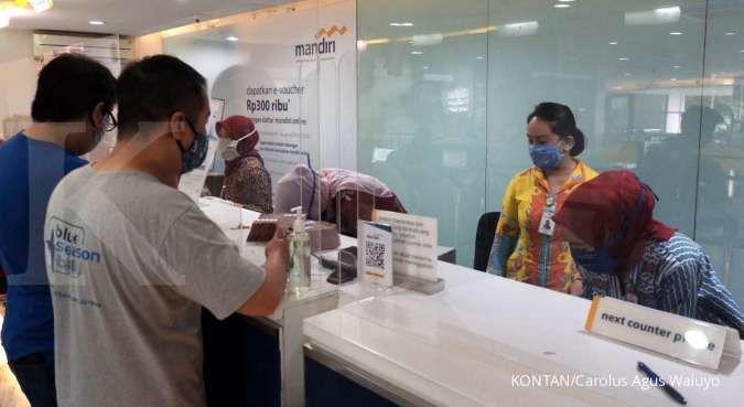 transaksi-perbankan-di-bank-mandiri.jpg