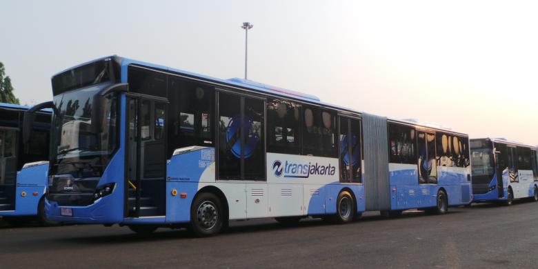 transjakarta-scania_20150715_110021.jpg