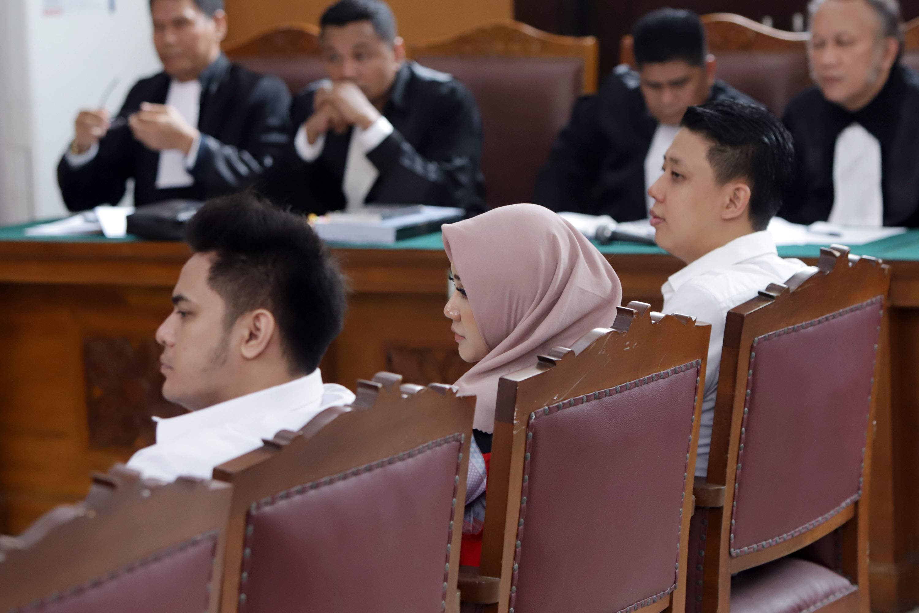 trio-terdakwa-kasus-ikan-asin-jalani-sidang-perdana_20191209_182948.jpg