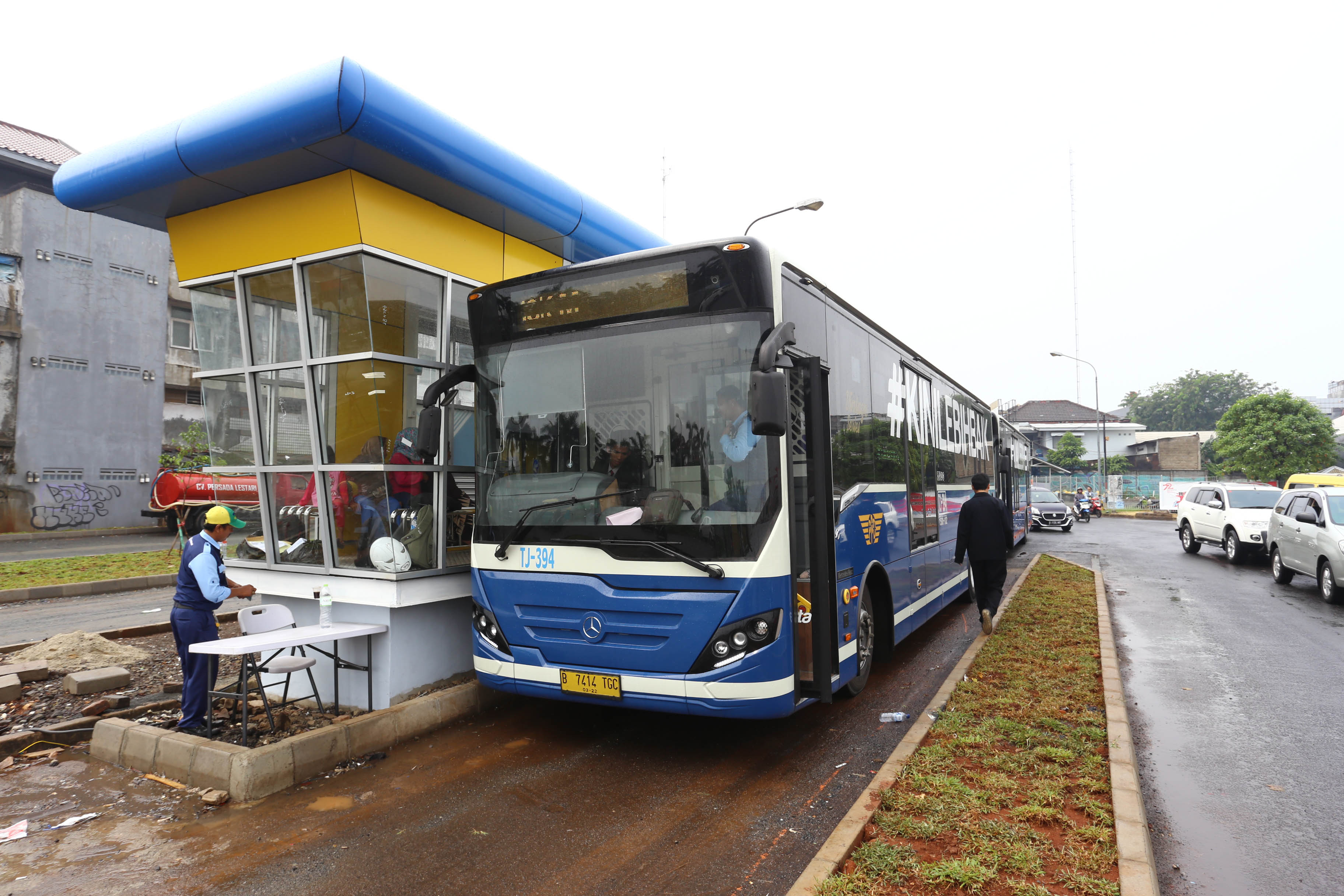 ujicoba-berpenumpang-transjakarta-koridor-13_20170813_161409.jpg