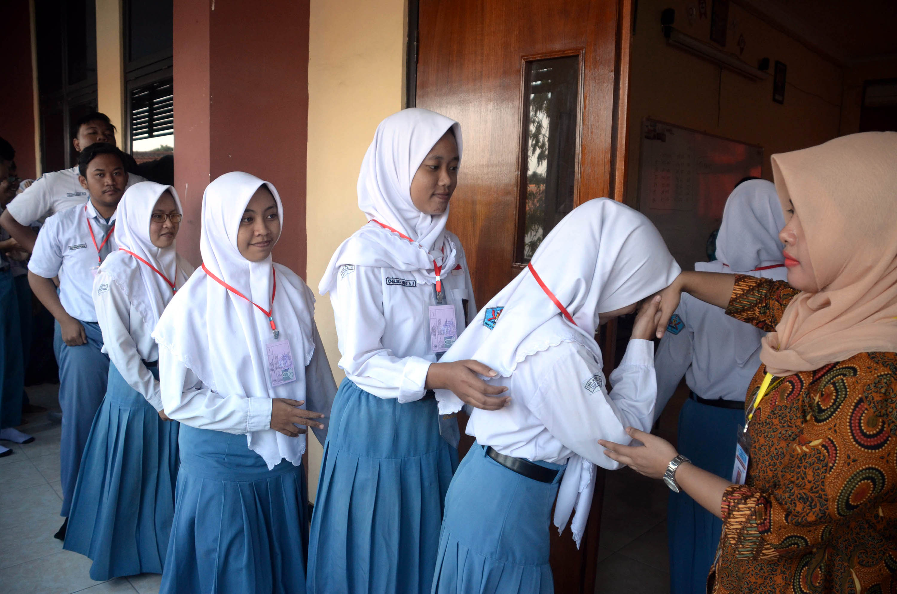 unbk-di-surabaya_20180410_012812.jpg