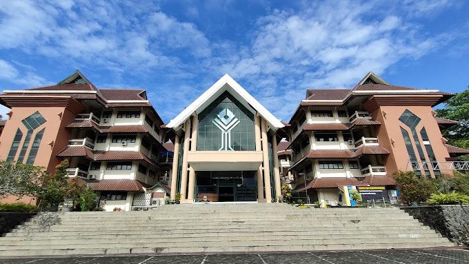 universitas-islam-indonesia-89yi89.jpg