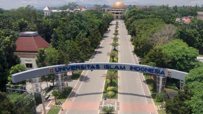 universitas-islam-indonesia-uii-xx.jpg