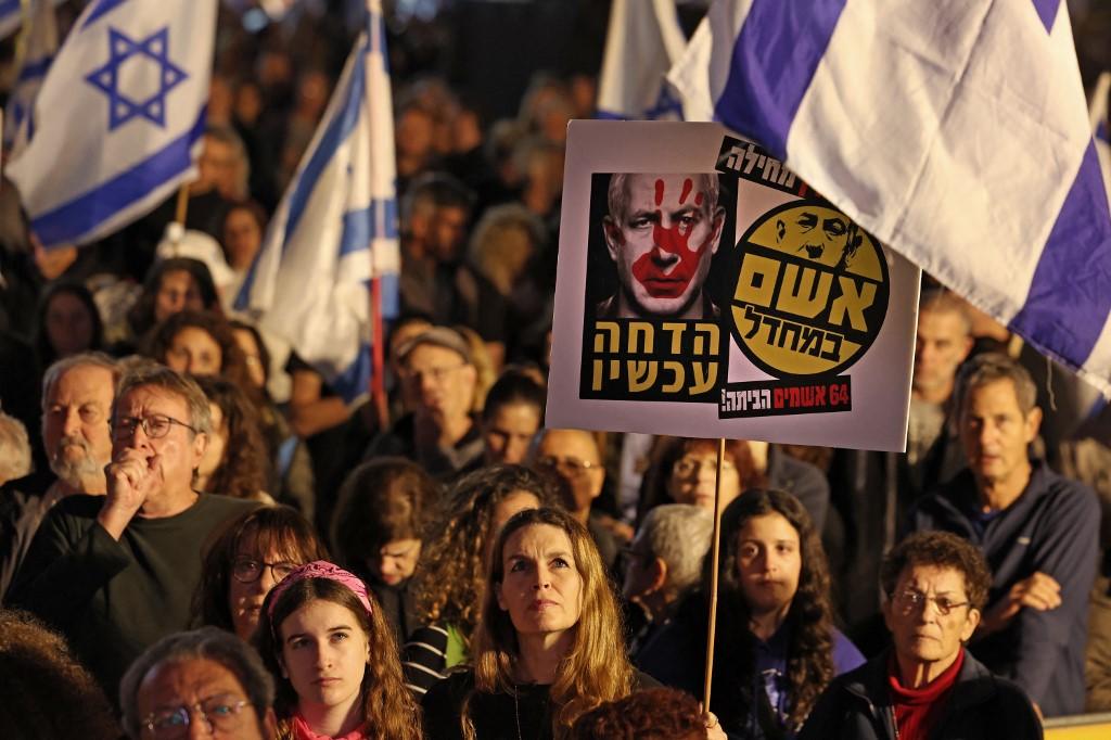 unjuk-rasa-di-tel-aviv-pada-6-januari-2024.jpg