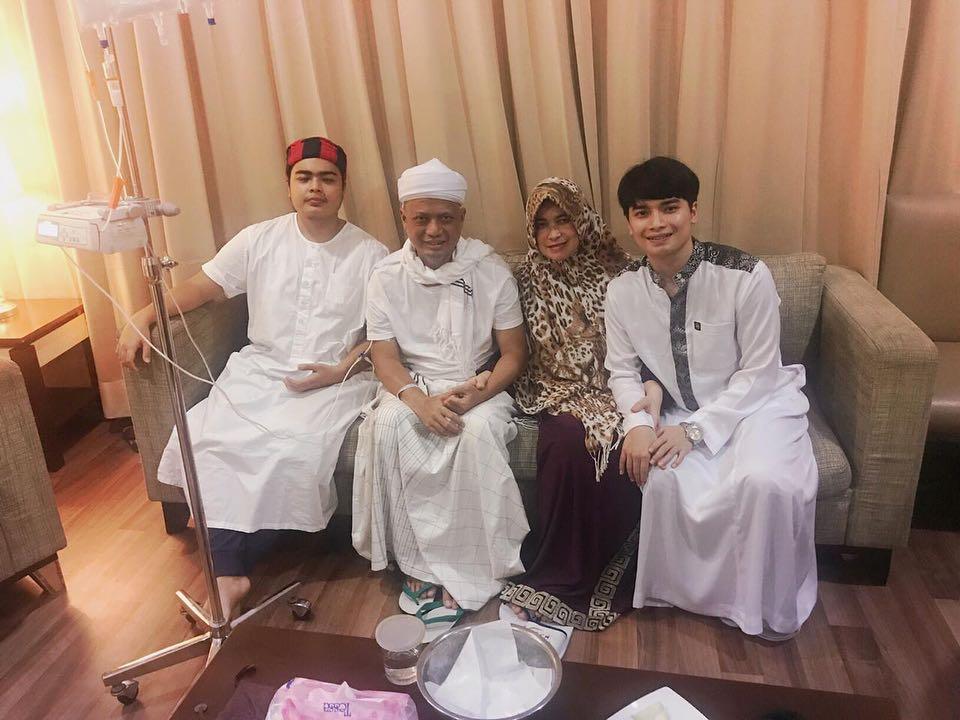 ustadz-arifin-ilham-dan-keluarganya.jpg