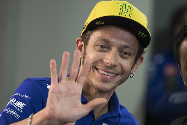 valentino-rossi-tungguuuu_20161016_083924.jpg