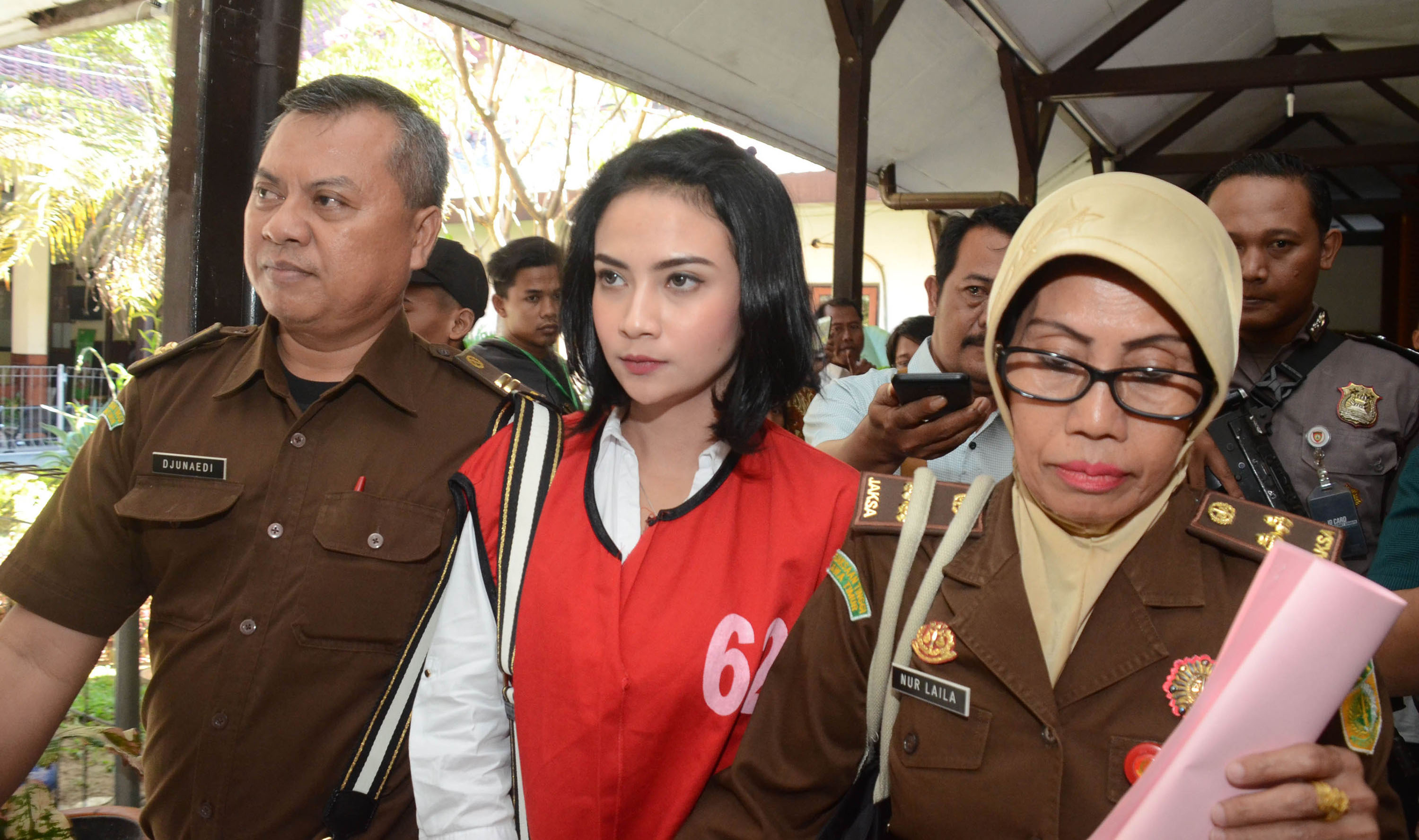 vanessa-angel-dituntut-6-bulan-penjara_20190617_202739.jpg