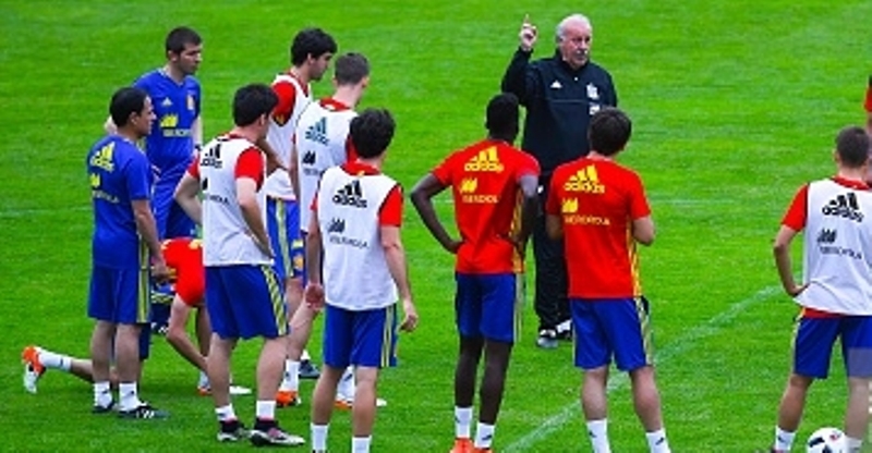 vicente-del-bosque-npemain_20160607_072650.jpg