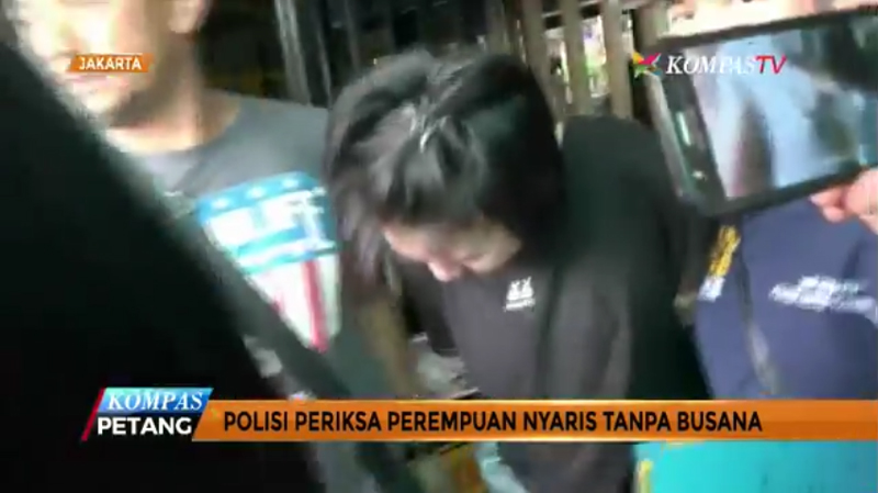 vionina-magdalena-vm-perempuan-bugil-keluyuran_20170607_071550.jpg